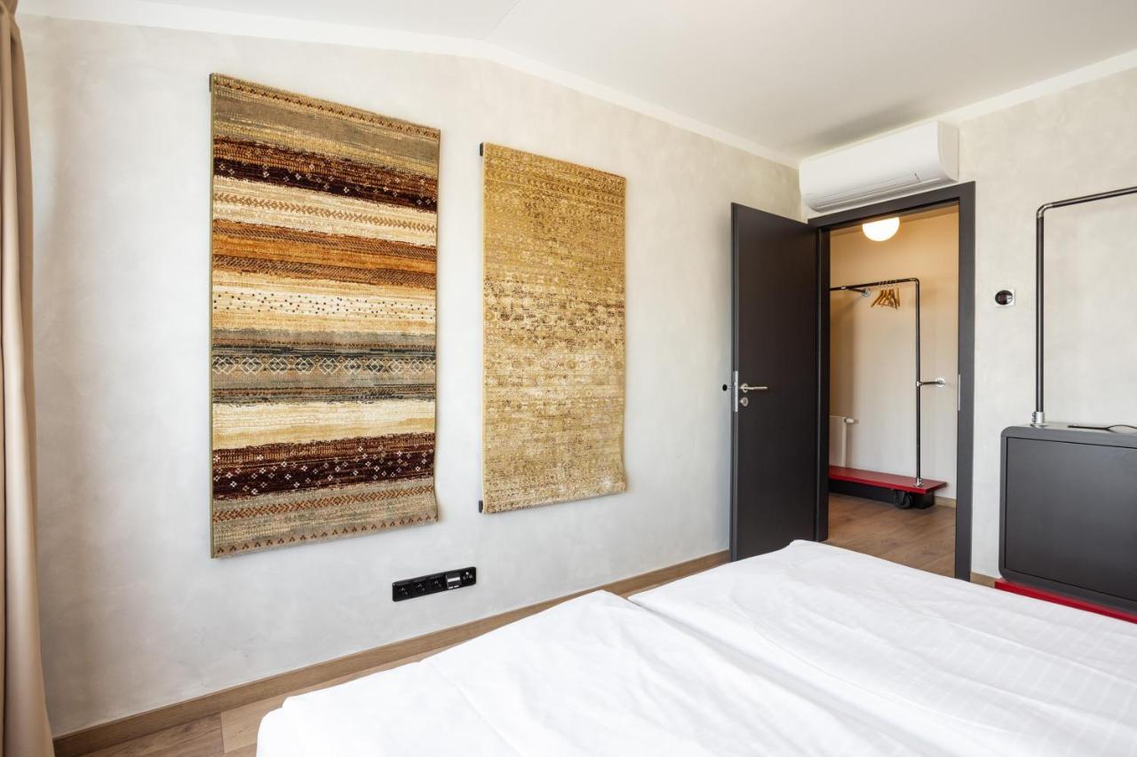 Miss Sophie'S Downtown Hotel Praag Buitenkant foto